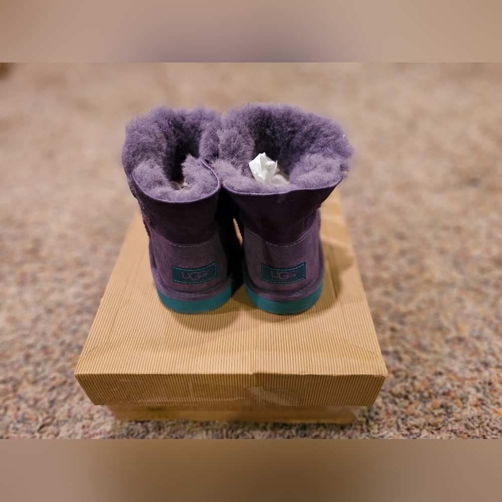 UGG Mini Bailey Kids Purple Size 4